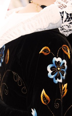 broderie du costume traditionnel fouesnantais