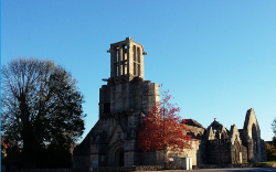 eglise découronnée de Pont-l'abbé